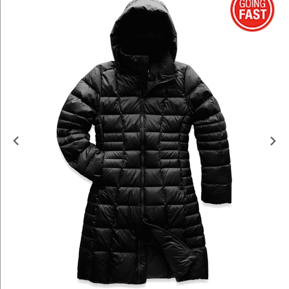 The North Face Jackets & Blazers - North Face Women’s Metropolis II down parka